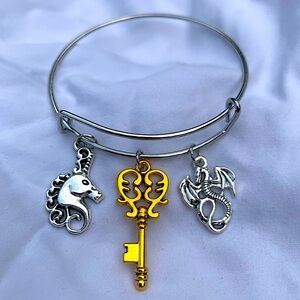 Brand New! Handmade! Adjustable Charm Bangle Bracelet!